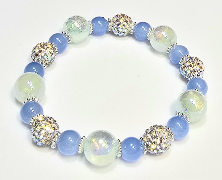 *12mm Iridescent Lt. Green & Blue with 10mm White Sparkly Beaded Bracelet